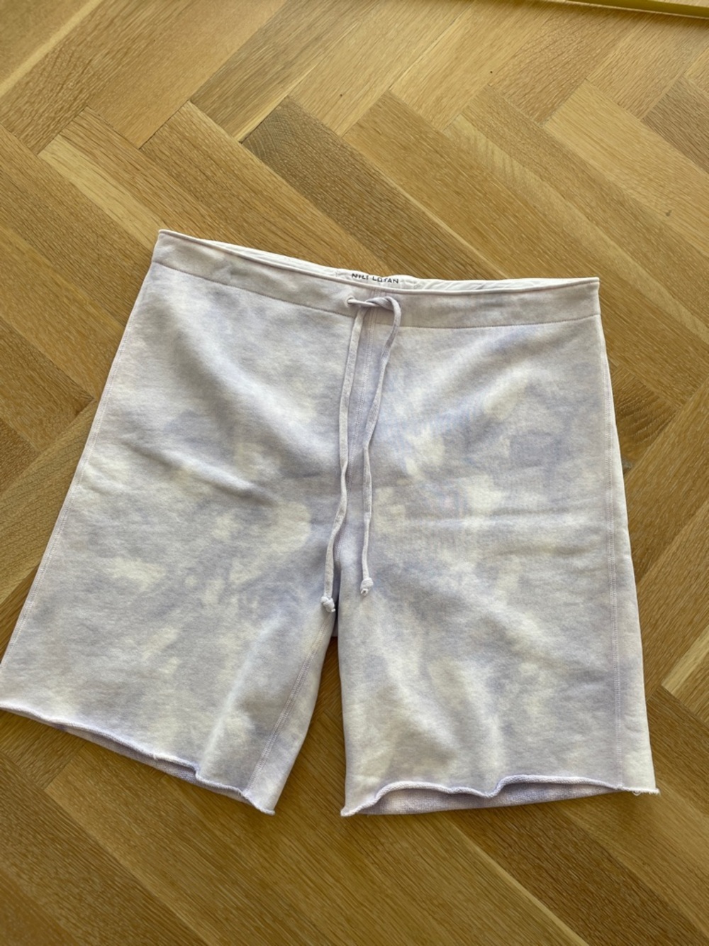 Nili Lotan Austin drawstring sweat shorts size large purple tie dye
